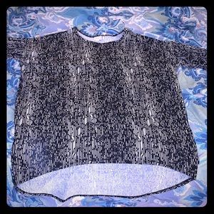 XL Lularoe Irma - Black/white